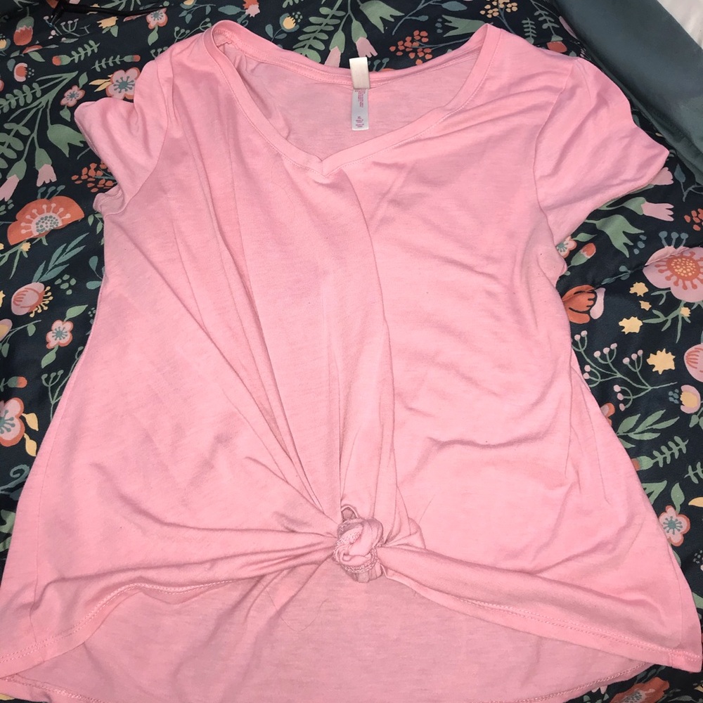 Pink tee shirt